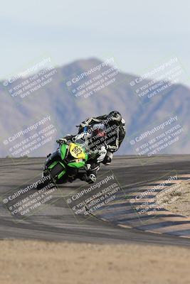 media/Nov-16-2025-Race Pace (Sun) [[8c5fa54630]]/Verified Riders/8-Turn 12 (120pm)/